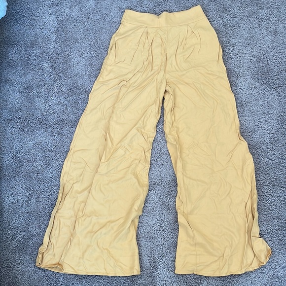 Two piece set - Picture 5 of 6